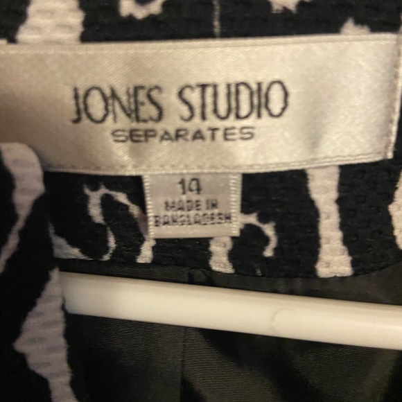 Jones Studio Blazer - Picture 3 of 3